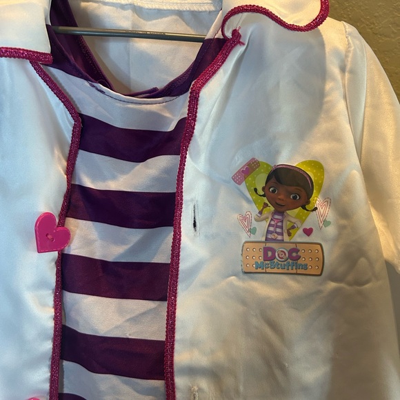 Doc McStuffins Girls Doctor Dressup Costume with Headband - White and Purple - Picture 4 of 6